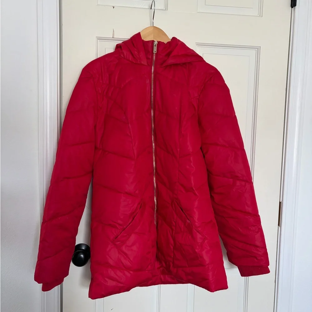 New York & Company Red Puffer Jacket - Picture 1 of 6